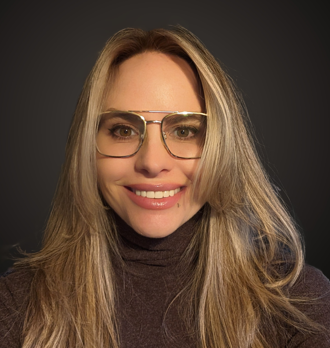 Allison Rossi, Fractional Marketing Director providing marketing services for startups, founders, and coaches Photo of Allison Rossi, Fractional Marketing Director providing growth marketing services for startups, founders, and coaches